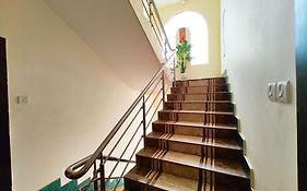 Goroomgo Hotel Manurama Ruby Kolkata
